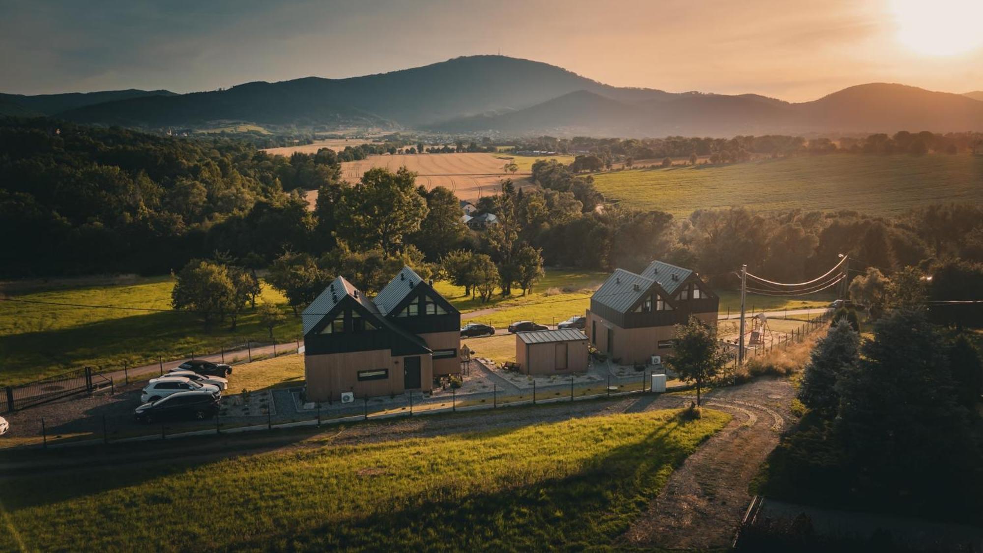 Beskid Sielski - Klimatyczne Domki W Lipowej Z Widokiem Na Gory I Sauna - Dream Apart Zywiec Exterior photo